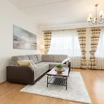 Cosy Next To Kadriorg Park *