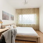 Cosy Next To Kadriorg Park 公寓