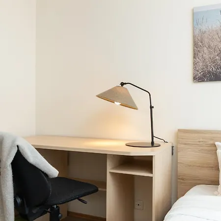 公寓 Cosy Next To Kadriorg Park