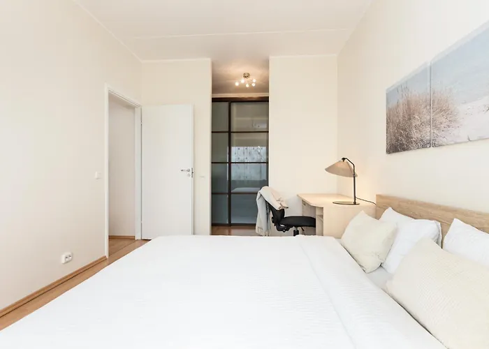 Cosy Next To Kadriorg Park Апартаменты Таллин